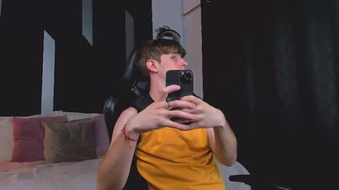 Snapshot of romeo_ricci1 chatting on 03/10/26, 01:16 Romeo Ricci online show from 03/10/26, 01:16