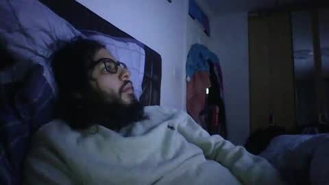 romeoisnotperfectbuthetries online show from 12/25/24, 07:14