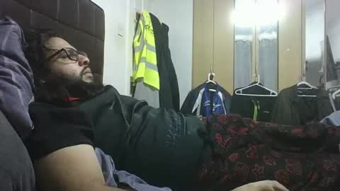 romeoisnotperfectbuthetries online show from 02/03/25, 03:38