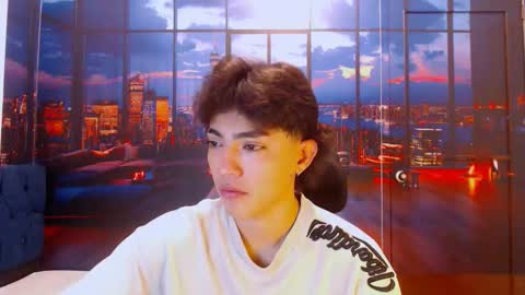 Romeo online show from 10/05/25, 07:23