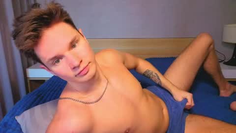 Snapshot of romeosilver chatting on 06/01/26, 12:23 Romeo online show from 06/01/26, 12:23