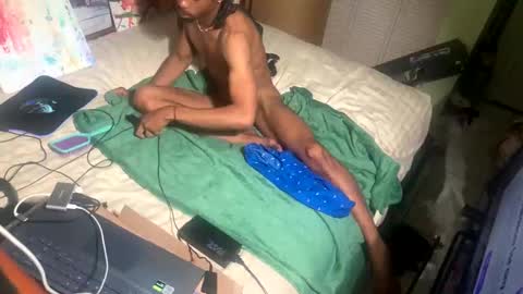 romeotyn online show from 02/10/25, 08:53