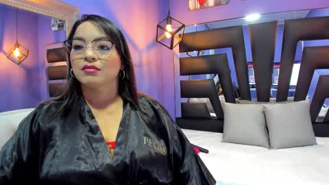 Romi  online show from 10/19/25, 12:44