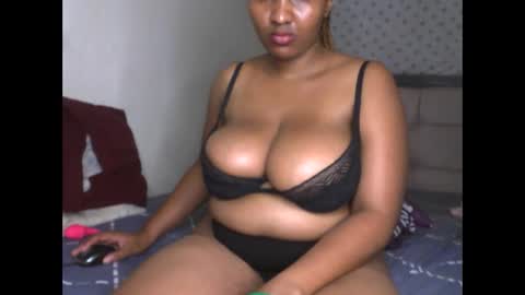 Romina 26 online show from 02/22/26, 07:45