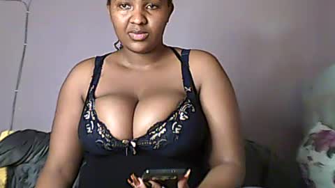 Snapshot of romina_26 chatting on 06/27/26, 09:03 Romina 26 online show from 06/27/26, 09:03