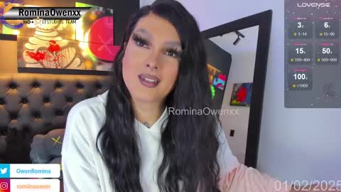 Snapshot of rominaowenxx chatting on 02/01/25, 06:00 ROMINA OWEN online show from 02/01/25, 06:00