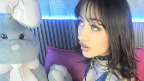 Rominna online show from 02/10/25, 07:07