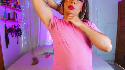 Romi Rouse online show from 02/05/25, 06:37