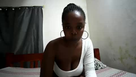 Romy Cobel online show from 01/19/25, 01:22