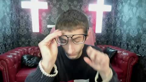 Snapshot of ronbevs chatting on 04/26/26, 06:44 ronbevs online show from 04/26/26, 06:44