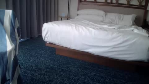 Snapshot of ronin098 chatting on 12/01/25, 05:51 ronin098 online show from 12/01/25, 05:51