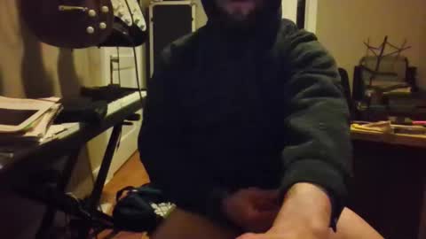 Snapshot of ronniejohnston13 chatting on 12/17/25, 07:14 ronniejohnston13 online show from 12/17/25, 07:14