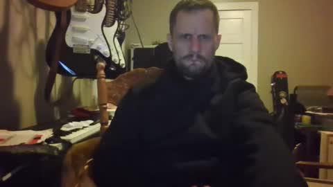 Snapshot of ronniejohnston13 chatting on 03/19/26, 02:15 ronniejohnston13 online show from 03/19/26, 02:15