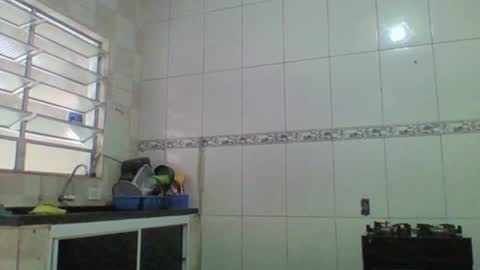 Snapshot of ronnispoto chatting on 12/22/24, 03:22 ronny online show from 12/22/24, 03:22