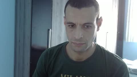 Snapshot of ronnispoto chatting on 02/05/26, 08:57 ronny online show from 02/05/26, 08:57