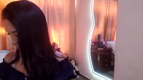 Snapshot of ronny_m_12 chatting on 09/16/25, 07:48 andrea online show from 09/16/25, 07:48