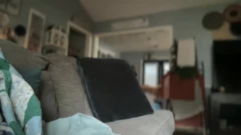 Snapshot of ronnyvzla2 chatting on 12/08/24, 04:18 Ronny Smokey online show from 12/08/24, 04:18