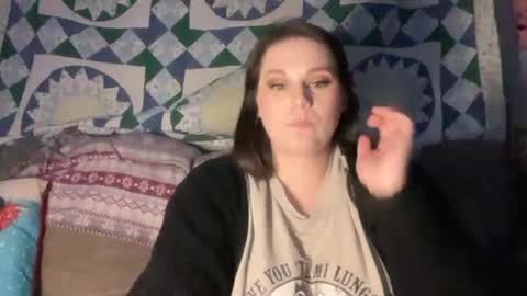 Snapshot of ronnyvzla2 chatting on 12/14/24, 01:17 Ronny Smokey online show from 12/14/24, 01:17