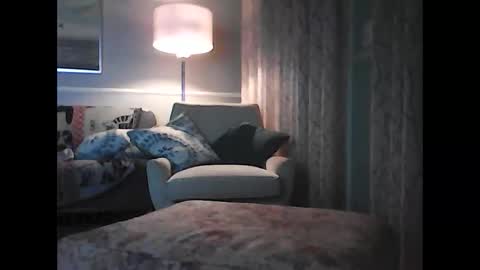 ronvlv online show from 03/31/26, 01:40