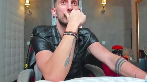 onlyfans-   online show from 02/12/25, 10:37