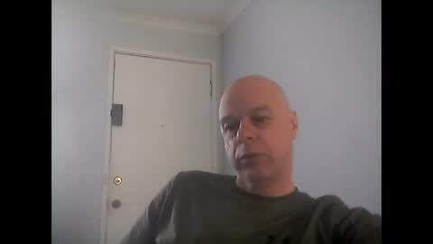 Snapshot of rooboy55 chatting on 04/06/26, 03:26 rooboy55 online show from 04/06/26, 03:26