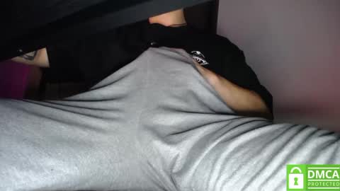 Snapshot of room_hot_x chatting on 01/11/25, 08:22 ken online show from 01/11/25, 08:22