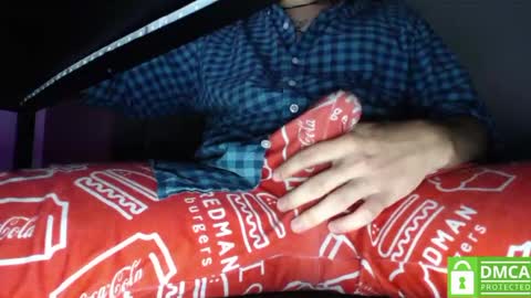 Snapshot of room_hot_x chatting on 03/05/25, 06:12 ken online show from 03/05/25, 06:12