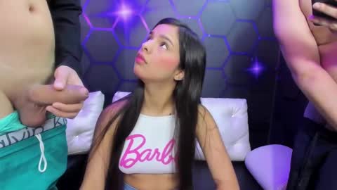 Snapshot of room_kitty chatting on 02/24/25, 11:10 MIA AND PAUL online show from 02/24/25, 11:10