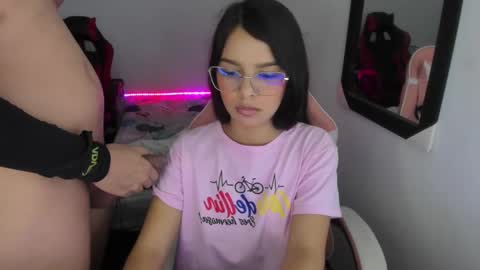  MIA AND PAUL online show from 12/22/25, 05:10