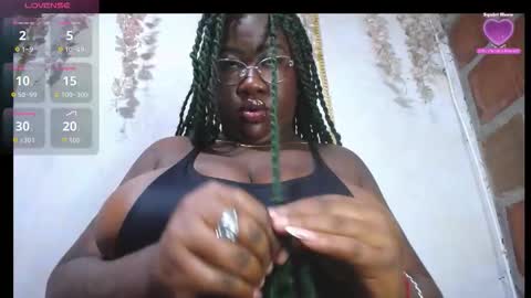 roos_veyker online show from 10/28/25, 05:48