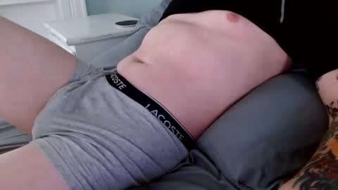 Snapshot of roquehardigan chatting on 12/08/24, 04:39 Roque Hardigan online show from 12/08/24, 04:39