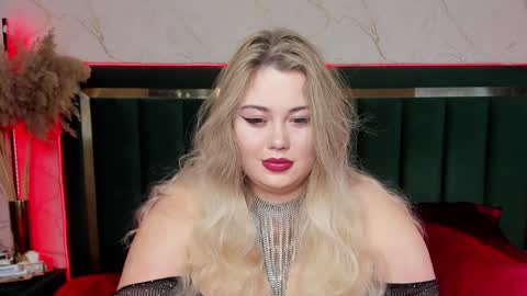 Chloe online show from 02/04/25, 09:10