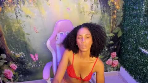 Snapshot of rosa_skinny chatting on 05/10/26, 08:08 rosa online show from 05/10/26, 08:08