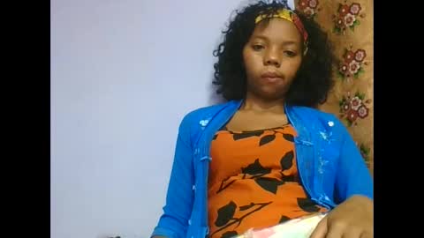 Snapshot of rosah225127 chatting on 04/30/26, 05:41 rosah225127 online show from 04/30/26, 05:41