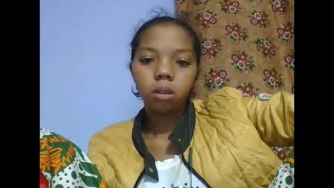 Snapshot of rosah225127 chatting on 05/09/26, 03:56 rosah225127 online show from 05/09/26, 03:56