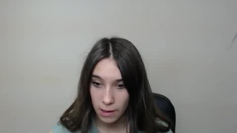 Rose online show from 10/03/25, 06:43