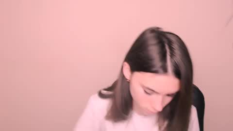 Rose online show from 10/21/25, 06:36