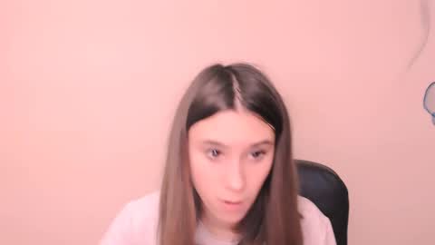 Rose online show from 11/12/25, 08:04