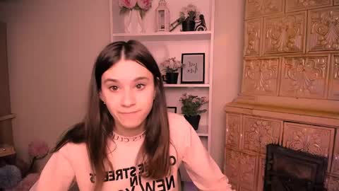 Rose online show from 04/18/26, 06:39