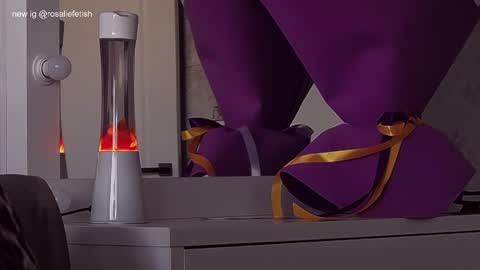 Snapshot of rosaliefetish chatting on 02/06/25, 10:37 Rosalie online show from 02/06/25, 10:37