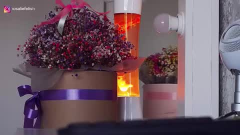 Snapshot of rosaliefetish chatting on 09/15/25, 08:47 Rosalie online show from 09/15/25, 08:47