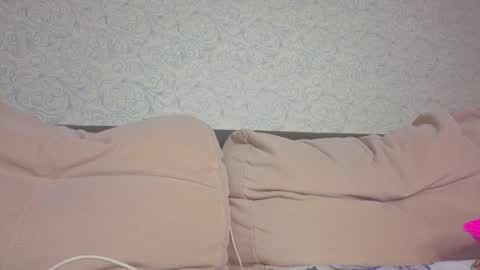 Snapshot of rosalina0230 chatting on 03/25/26, 06:14 rosalina online show from 03/25/26, 06:14