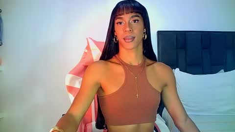 Snapshot of rosalindasexy chatting on 06/28/26, 01:55 Rosalinda online show from 06/28/26, 01:55
