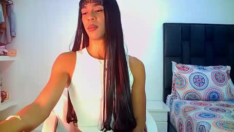 Snapshot of rosalindasexy chatting on 07/07/26, 07:23 Rosalinda online show from 07/07/26, 07:23
