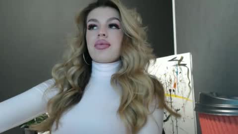 Rosalina online show from 10/16/25, 12:17