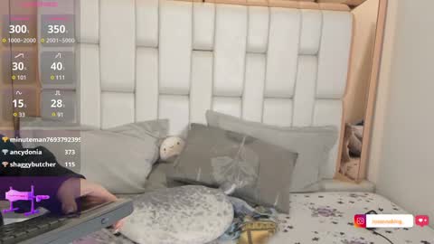 Snapshot of rosannaking chatting on 03/04/25, 05:21 Aleja online show from 03/04/25, 05:21
