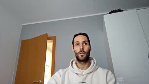 Snapshot of rosario30m chatting on 02/23/25, 12:16 rosario30m online show from 02/23/25, 12:16