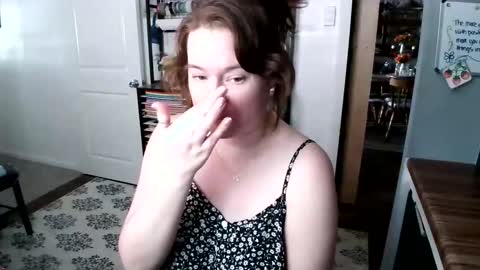 Rose online show from 12/22/25, 08:06