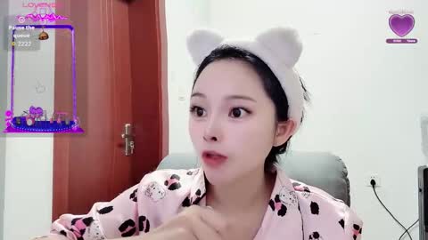 rose online show from 10/20/25, 03:40