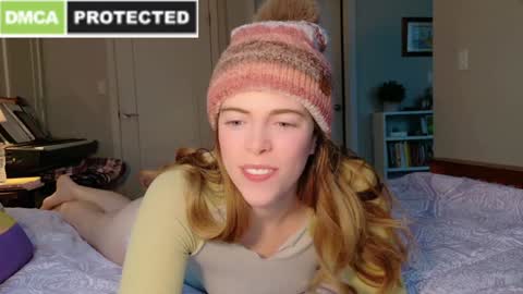 Snapshot of rose77782 chatting on 12/08/24, 01:47 rose77782 online show from 12/08/24, 01:47